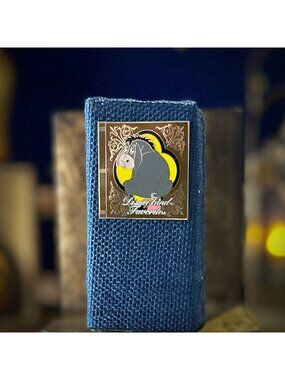 Disney Eeyore - Disneyland Favorites Enamel Pin Vintage 2002